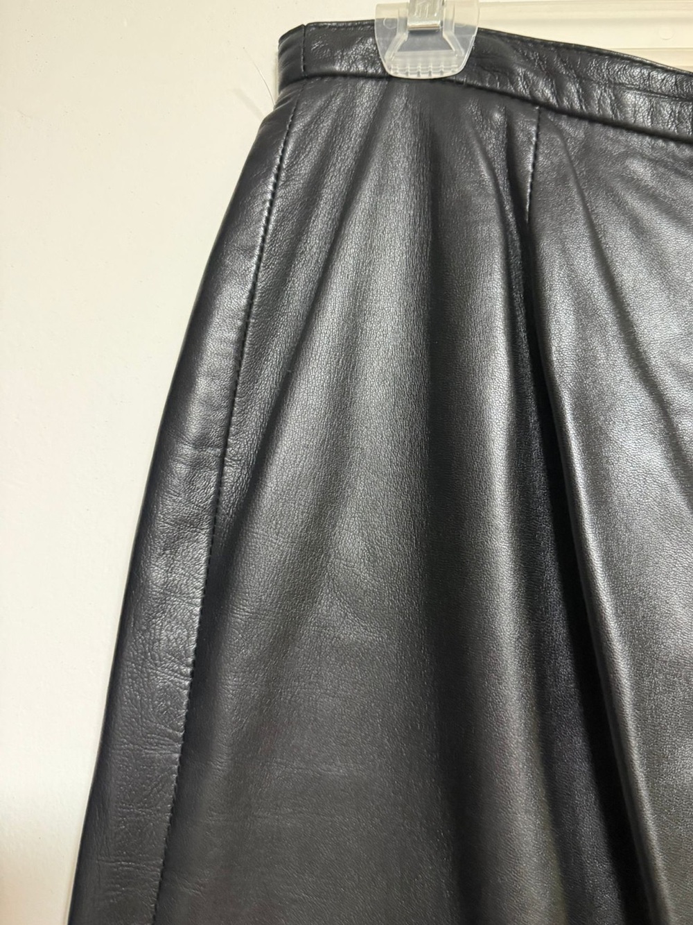 Danier Black Genuine Leather Midi Pencil Skirt Women’s Size 14 Vintage - Picture 8 of 10